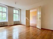 PROVISIONSFREI RENOVIERUNGSBEDÜRFTIGE 3 ZIMMER...