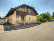 PROVISIONSFREI: Saniertes Familienhaus mit separatem...