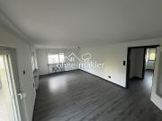 Provisionsfrei Schöne renovierte 2 Zimmer Wohnung mit...