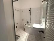 Provisionsfrei: Sonniger 61m² Altbau mit Einbauküche und...