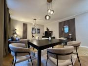 PROVISIONSFREI* Teilsanierte Altbau Wohnung in Top Lage...