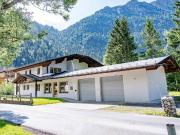 Provisionsfrei: Vielseitiges Mehrfamilienhaus mit...