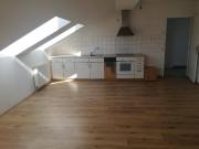 Provisionsfrei von Eigentümer: Helle Dachgeschosswohnung...