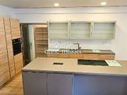 PROVISIONSFREIE 4,5 Zimmer Wohnung mit Terrasse –...