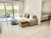 Prox pointe rouge t2 avec terrasse vendu avec locataire...