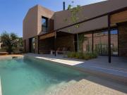 Proyecto de villa de nueva construcción con piscina y...