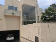 PROYECTO DEL ARQ. CISNEROS, AMPLIA, EXCELENTES ACABADOS