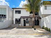 Puerta de Jurica en Bosque Esmeralda