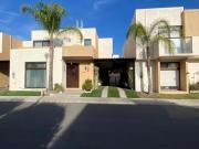 Puerta Real Casa en Venta