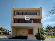 Puerto Cancun Casa En Venta