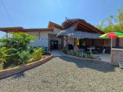 Puerto Lopez Nido de Halcones: Se Vende Casa en Zona...