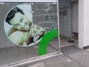 Puesto comercial en zona de alto tránsito y visibilidad:...