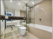Putney – stylish apartment in leafy surrounds