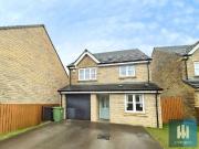 Pye Road, Lindley, Huddersfield HD3, 3 bed detached...