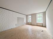 Q16+ Renovation needed 2 room old building flat, lots of...