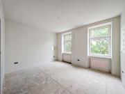 Q16+ sanierungsbedürftige 2 Zimmer Altbauwohnung, viel...