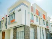 QC 3 BR Thse for sale near S&R Congressional in Munoz