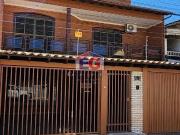 QE 15 VENDO LINDO SOBRADO 03 ANDARES, COLONIAL,...