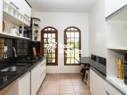 QE 36 | Casa Sobrado com 9 quartos sendo 2 suítes...