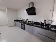 QE 36 SOBRADO Á VENDA 06 QUARTOS SENDO 04 SUÍTES...