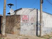 QNQ 02 | Lote de esquina com 2 casas independentes ideal...