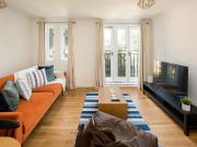 Quadrangle Close, Leroy Street SE1, 2 bed flat to rent,...