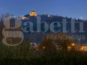 Quadrilocale arredato in affitto a Torino