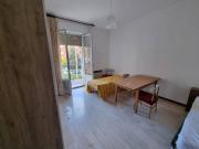Quadrilocale arredato, zona San Donato, primo piano