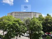 Quadrilocale con box a Torino