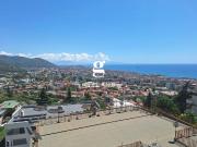 Quadrilocale con giardino a Salerno