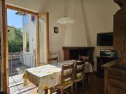 Quadrilocale con giardino in via fabiani, Rignano...