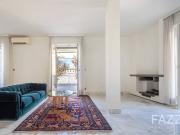 Quadrilocale in affitto a Milano via Eugenio Chiesa, 2,...