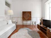 Quadrilocale in affitto a Milano via Madonnina, Cadorna...