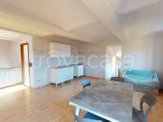 Quadrilocale in affitto a Piea via Vallunga, 35