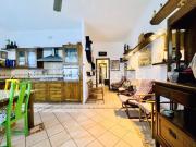 Quadrilocale in affitto a Pietrasanta via Cola di Rienzo