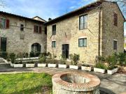 Quadrilocale in vendita a Bagno a Ripoli via...