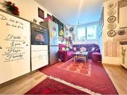 Quadrilocale in vendita a Bolzano via Aslago, Oltrisarco...