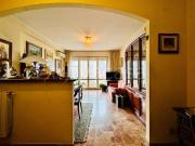 Quadrilocale in vendita a Camaiore viale Cristoforo...