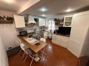 Quadrilocale in vendita a Carrara viale Domenico...