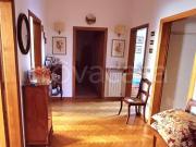 Quadrilocale in vendita a Firenze, Cure