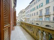 Quadrilocale in vendita a Firenze piazza Carlo Goldoni,...