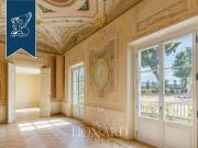 Quadrilocale in vendita a Firenze, San Niccolò