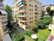 Quadrilocale in vendita a Genova