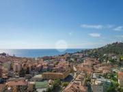 Quadrilocale in vendita a Imperia, Porto Maurizio