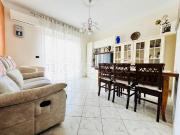 Quadrilocale in vendita a Imperia, Porto Maurizio