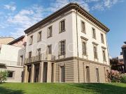 Quadrilocale in vendita a Lecco, Pescarenico