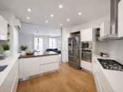 Quadrilocale in vendita a Milano, Gambara