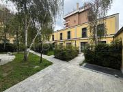 Quadrilocale in vendita a Milano via Anna Neera, 46,...