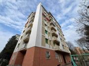 Quadrilocale in vendita a Milano via Gaetano Salvemini,...