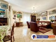 Quadrilocale in vendita a Milano via Isocrate, 22, Gorla